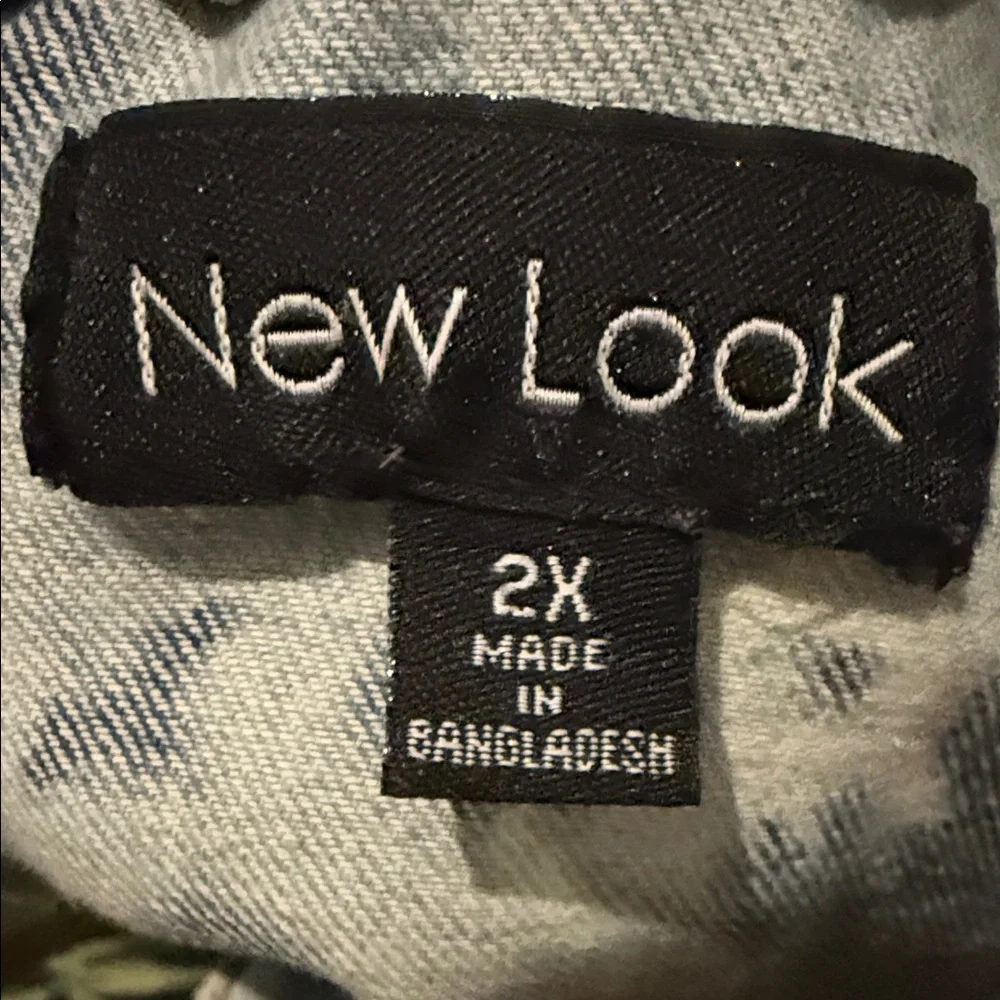 Friends Custom Denim Jacket - Picture 7 of 9